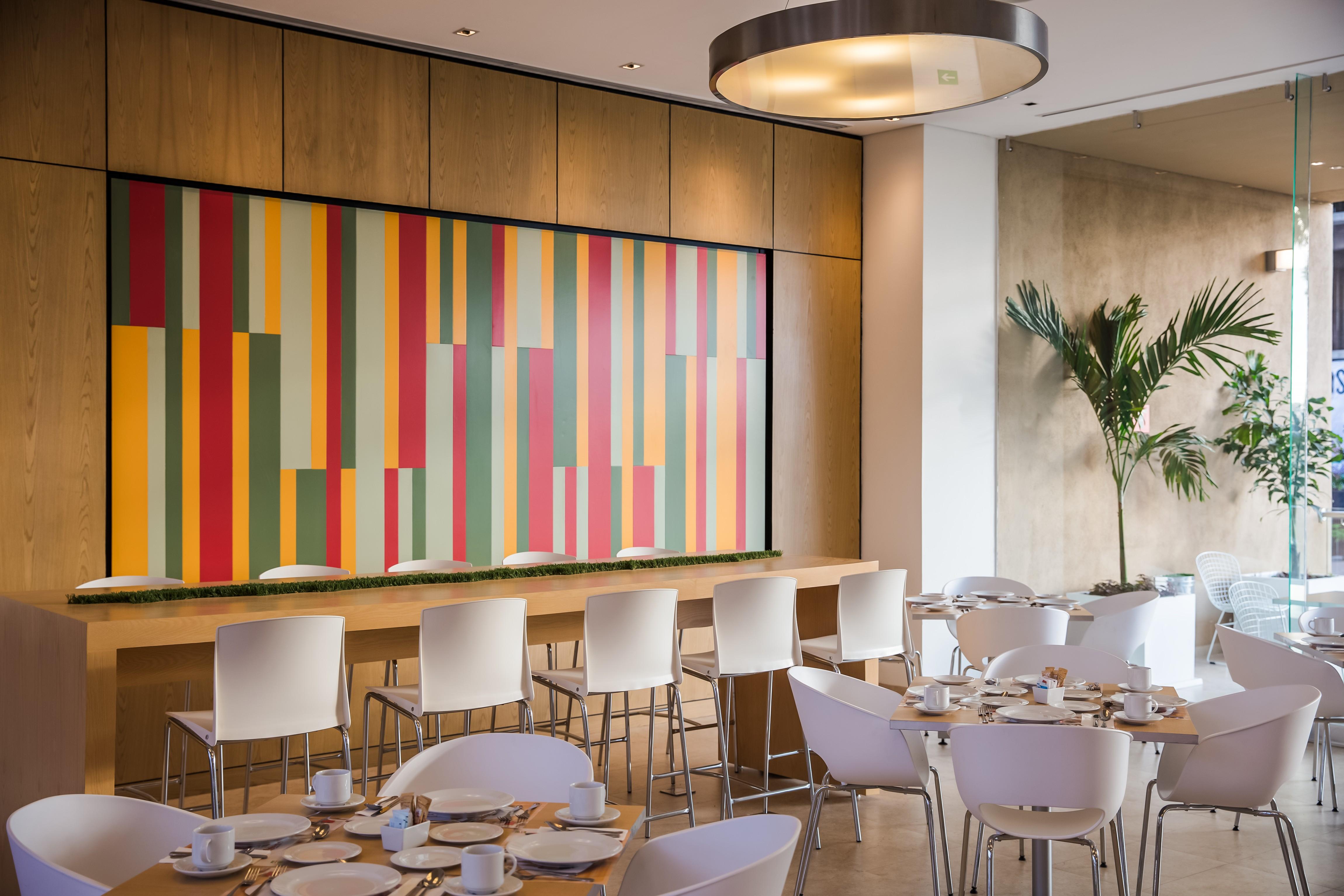 Fiesta Inn Silao Puerto Interior Exterior photo