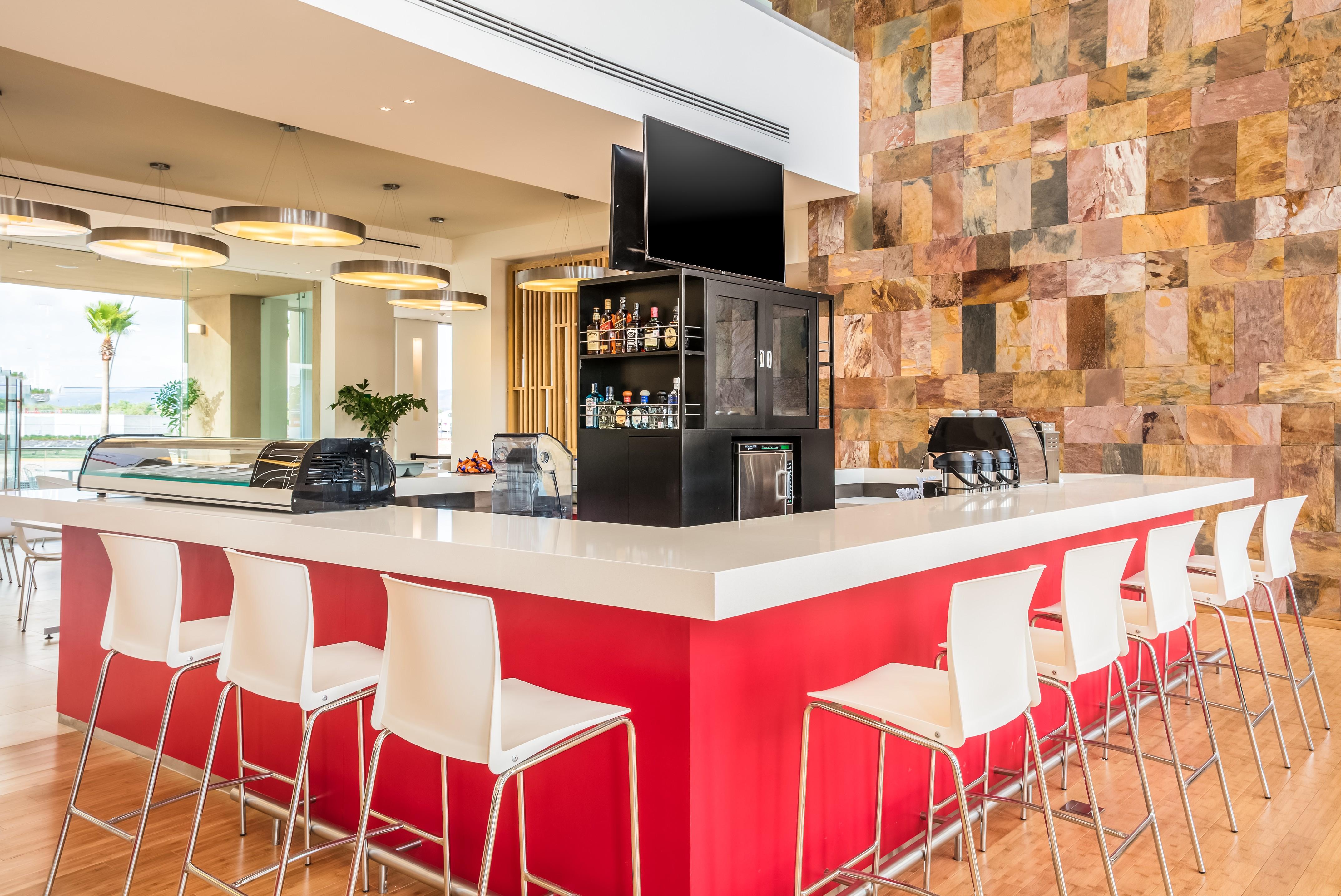 Fiesta Inn Silao Puerto Interior Exterior photo